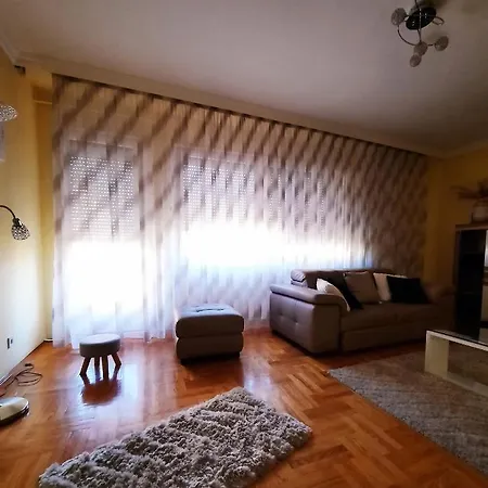 Emese Apartman Lägenhet *