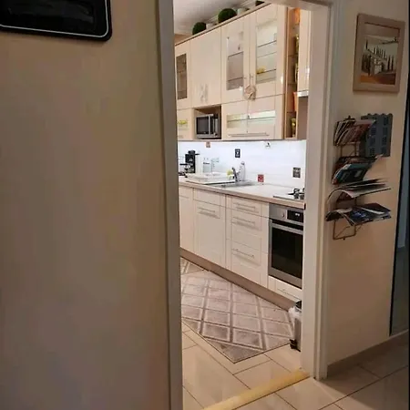 Lägenhet Emese Apartman
