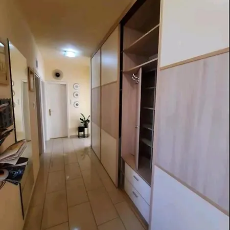 Lägenhet Emese Apartman