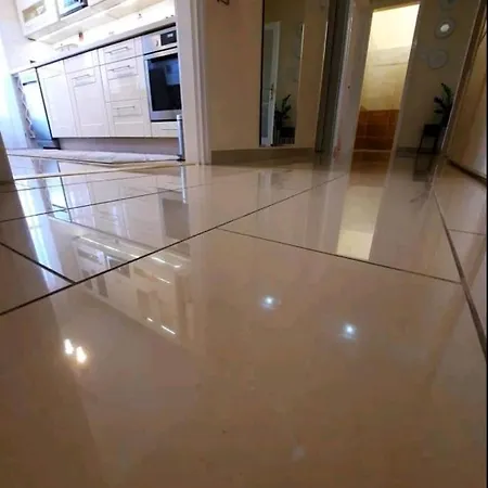 Lägenhet Emese Apartman