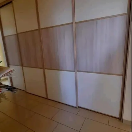 Lägenhet Emese Apartman *