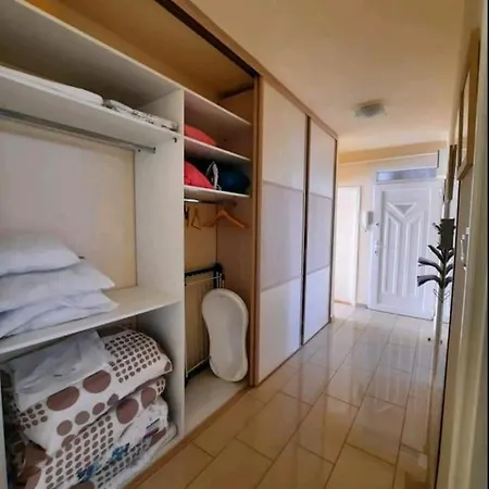 Lägenhet Emese Apartman